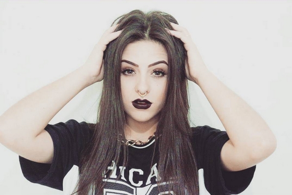 amanda pontes cabelo