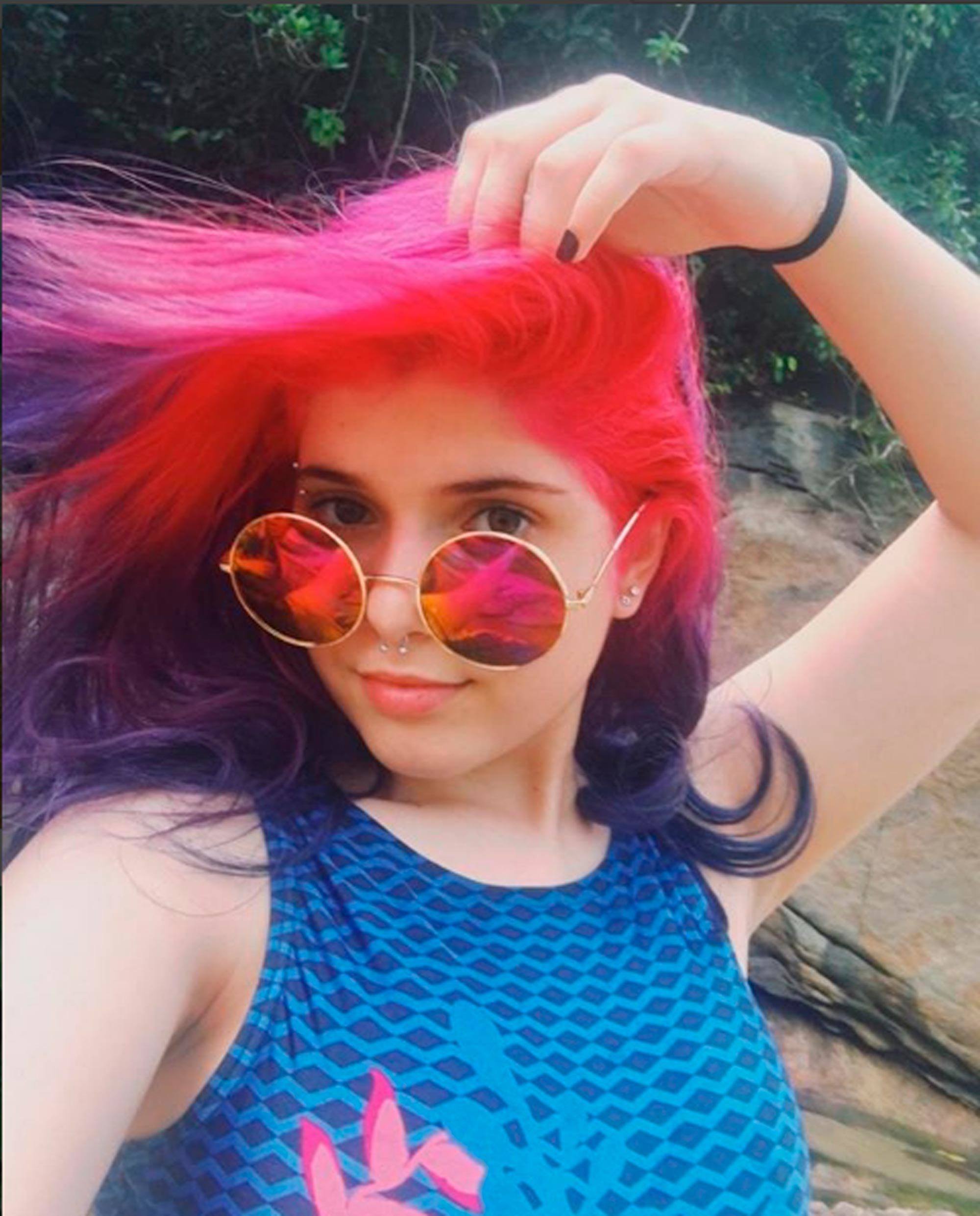 Rotina de hidratação para cabelos ondulados tingidos