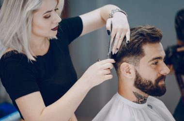 barba vs bigode qual combina mais comigo