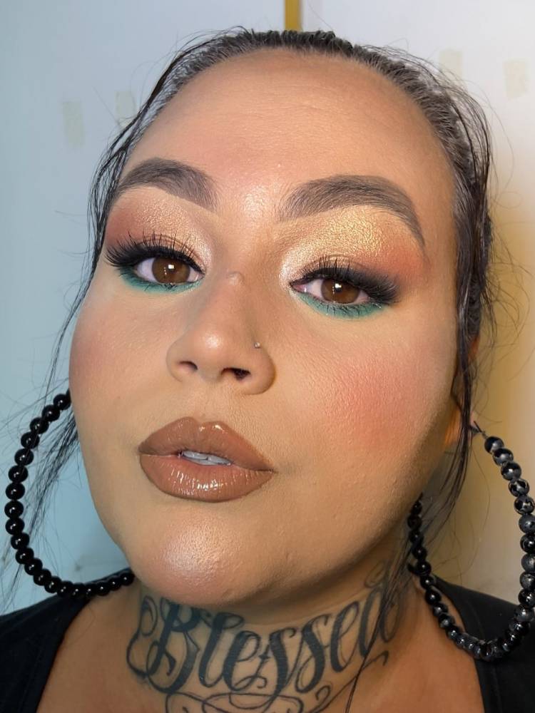 Resenhas de Cosméticos: Onde Encontrar as Melhores Avaliações de Produtos