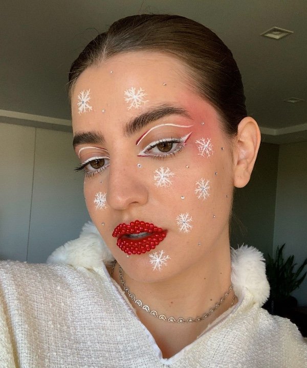 Resenhas de Cosméticos: Onde Encontrar as Melhores Avaliações de Produtos