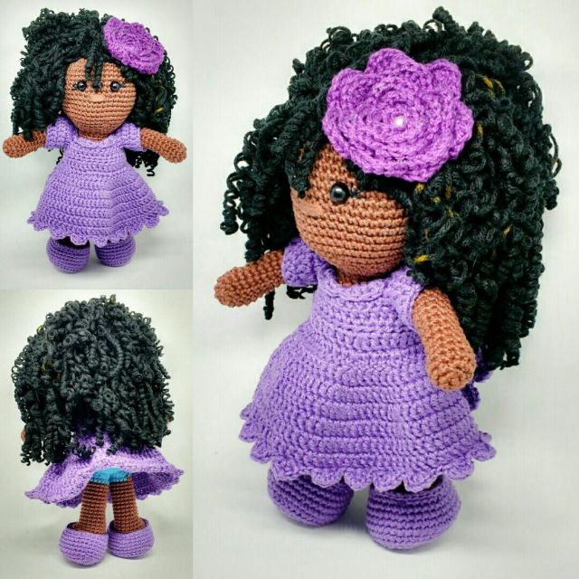 bonequinha cabelo cacheado