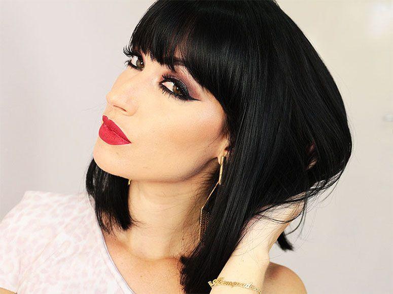 Maquiagem ideal para realçar o contraste de pele branca e cabelo preto