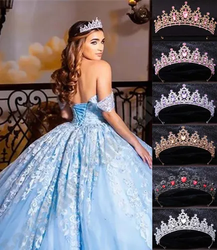 Guia Completo: Como Escolher a Coroa Perfeita para Seus 15 Anos