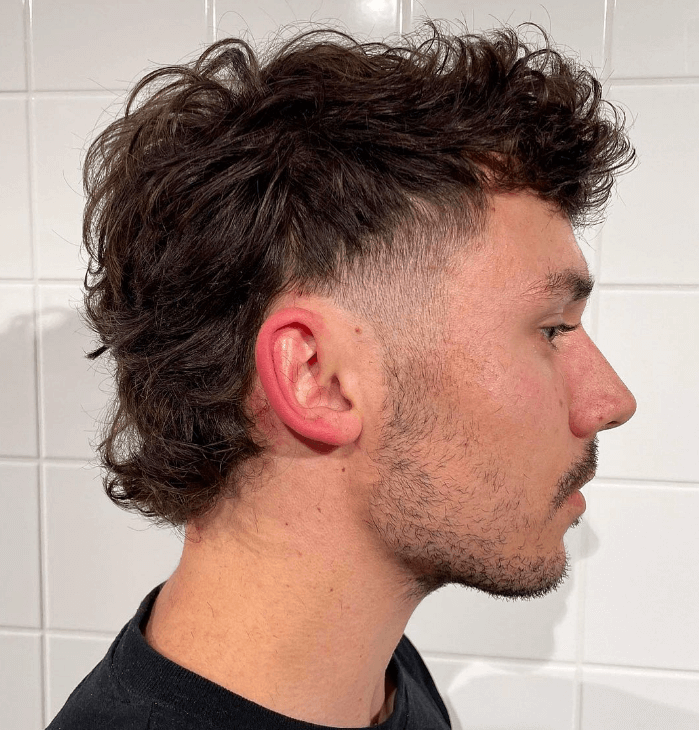 Corte Americano Masculino: Dicas e Inspirações para Cabelo Ondulado