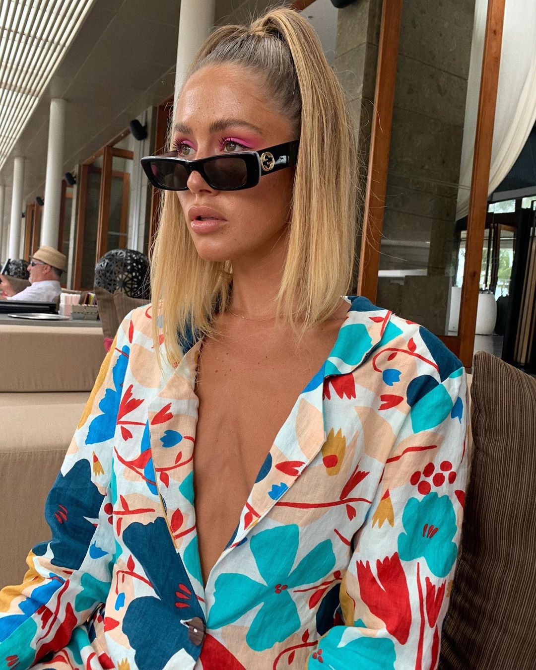 Volume e Ousadia: Guia Completo das Texturas e Finalizações de Cabelo Anos 80