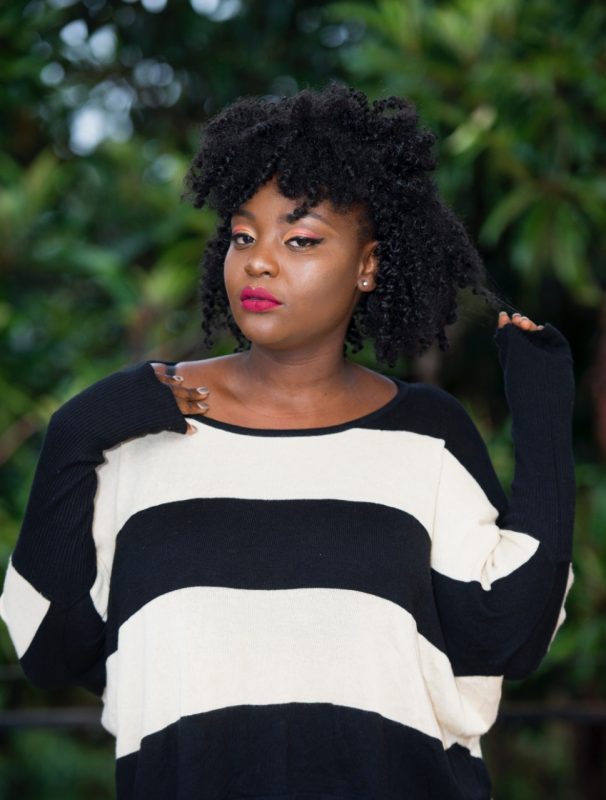 Franjas Altas: O Segredo para um Look Anos 80 Impecável