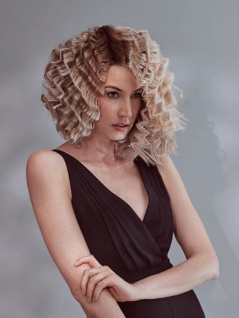 cabelo anos 80 feminino penteado