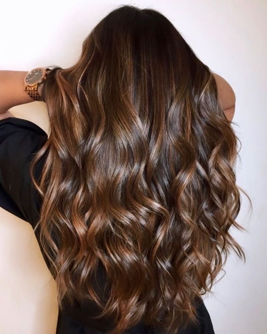 Diferença entre Louro Avelã (7.3) e Marrom Avelã (7.7): Qual Escolher?