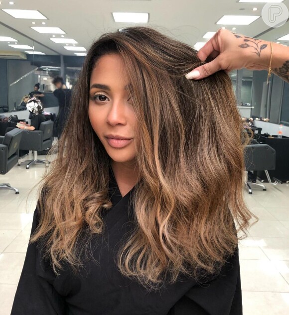 Manutenção do Cabelo Avelã: Dicas para Evitar o Desbotamento