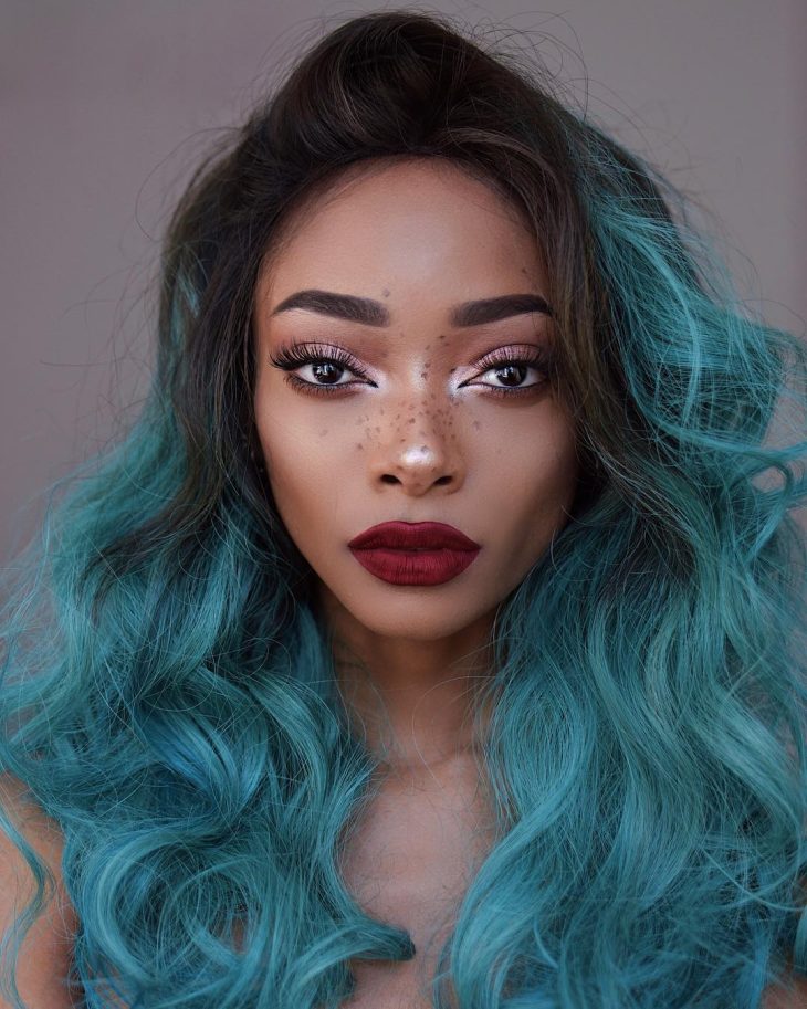 quanto custa pintar cabelo azul salão