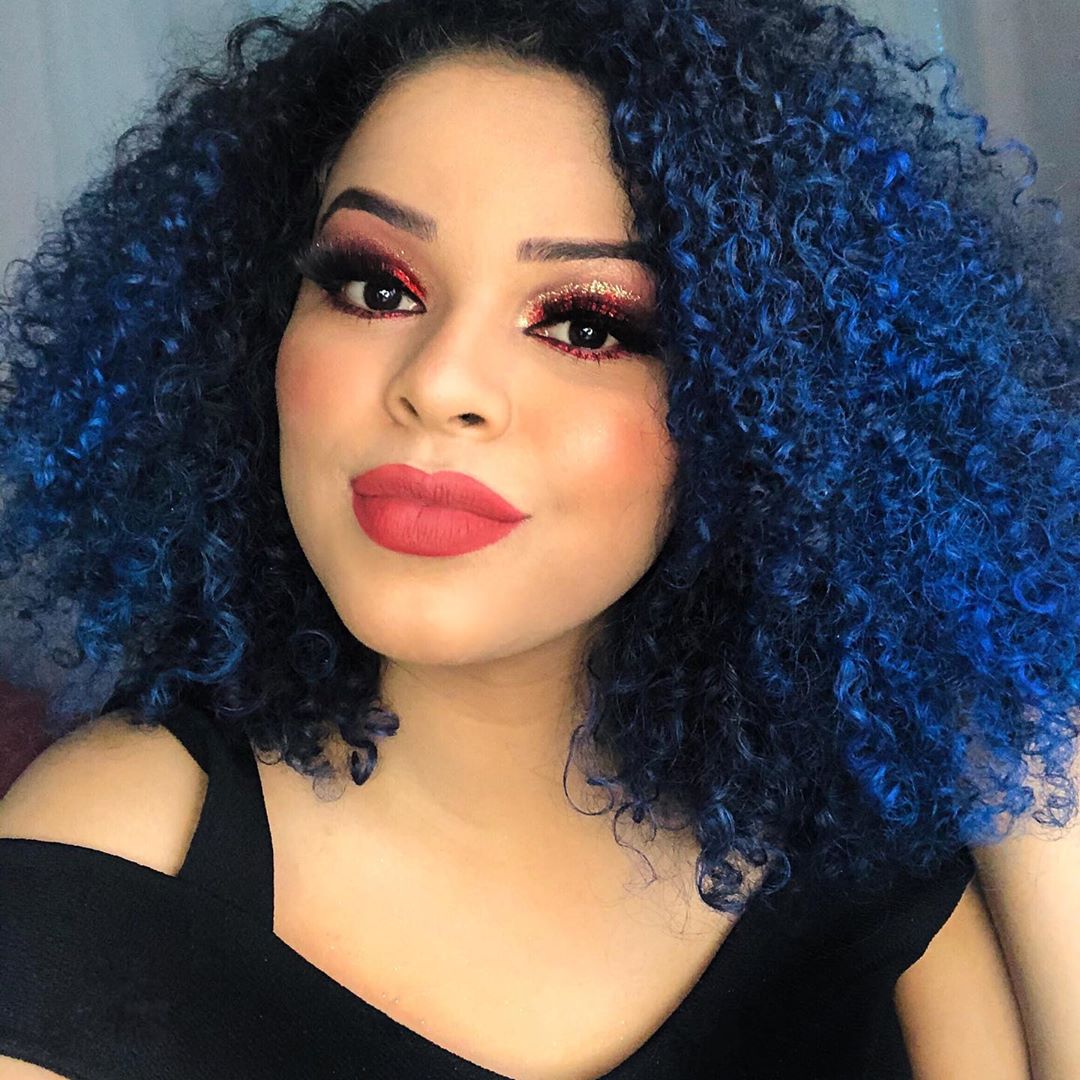 Como Fazer a Manutenção do Cabelo Azul para Durar Mais