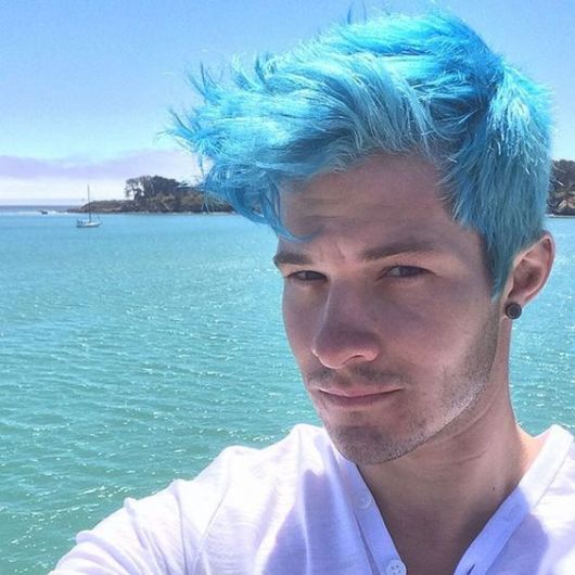 Cabelo Azul Pastel Masculino: Inspirações e Como Adotar o Estilo