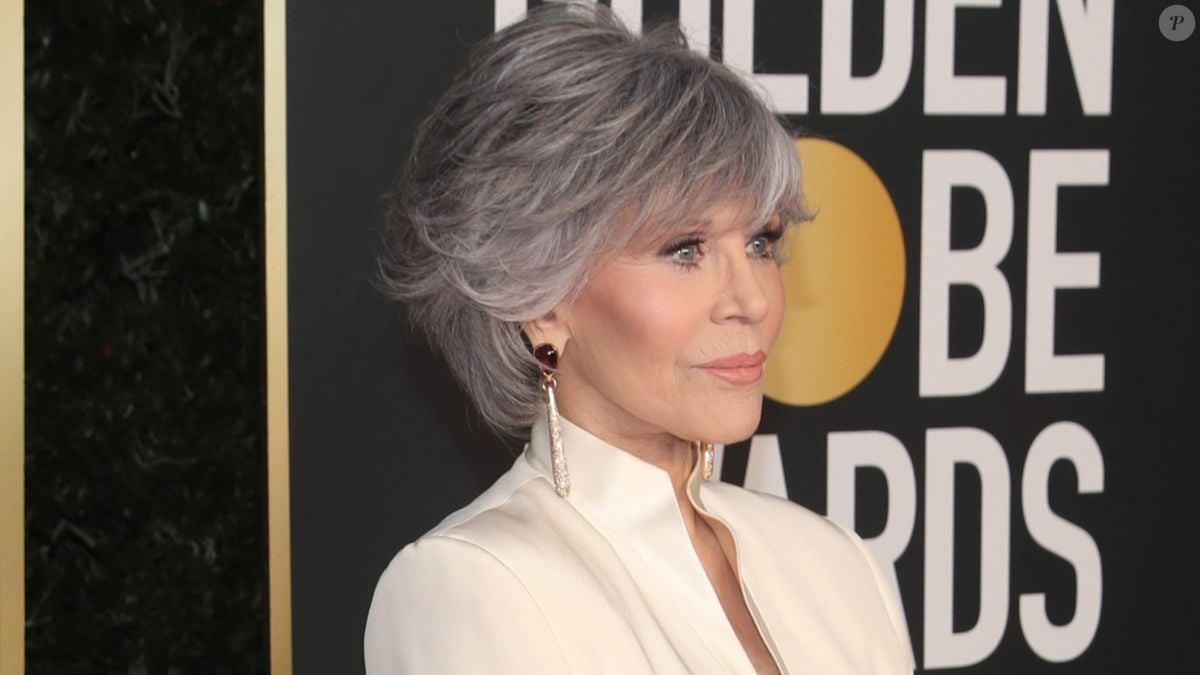 cabelo branco feminino 50 anos