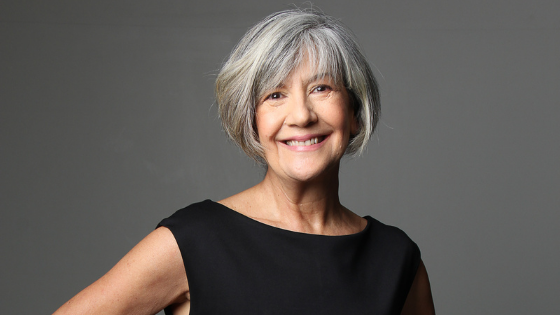 Os melhores cortes de cabelo curto para mulheres 50+ com fios brancos