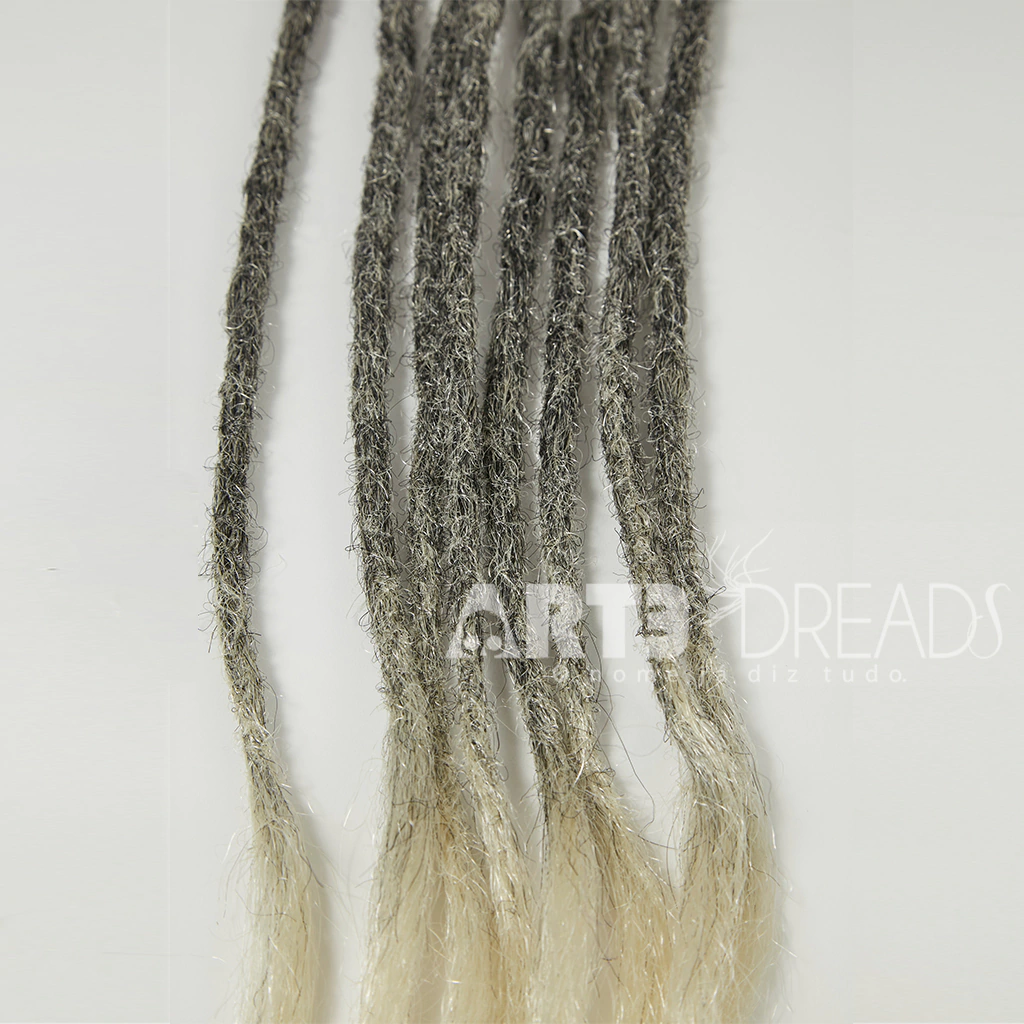 dreads grisalhos platinados