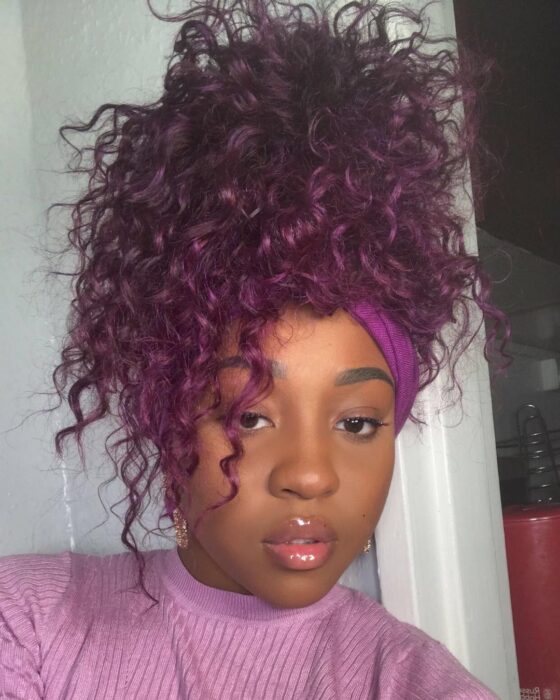 Cronograma Capilar Ideal para Cabelos Cacheados Roxos