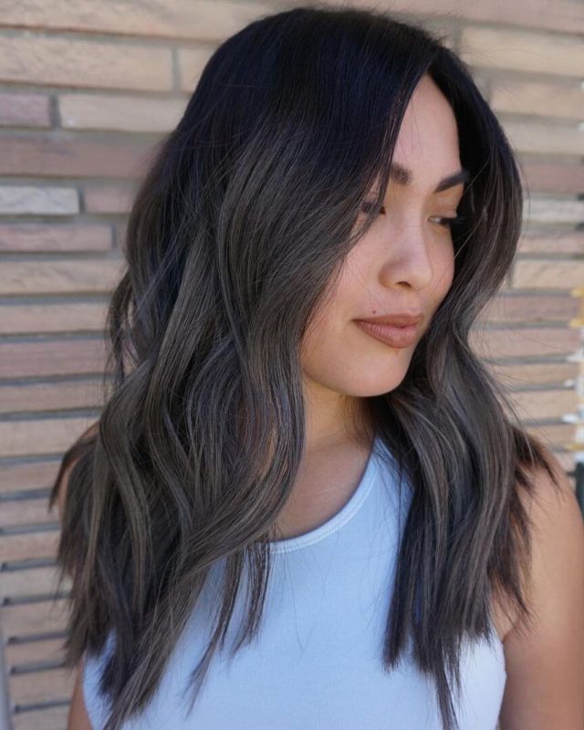 Os Melhores Shampoos Matizadores para Manter seu Castanho Acinzentado