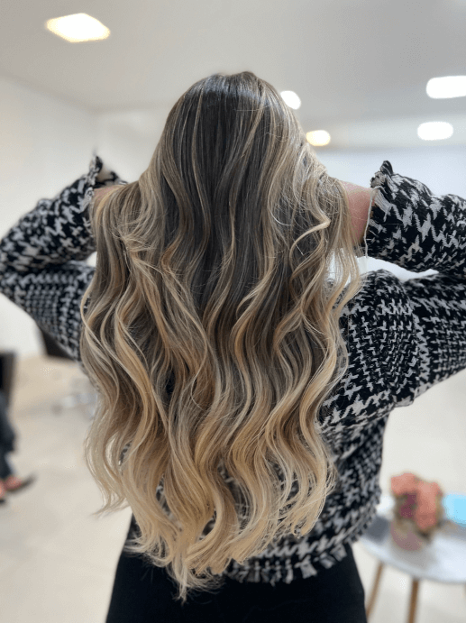 cabelo cinza em morenas