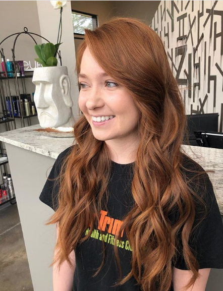 Cabelo Cobre: Mitos e Verdades sobre a Neutralização do Alaranjado