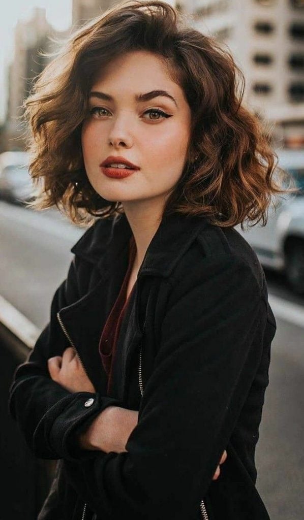 cabelo com ondas feminino