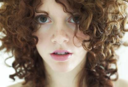 5 ideias de títulos:
1. Relaxamento Capilar: Guia Completo para Cabelos Cacheados e Crespos
2. Os Mitos e Verdades sobre o Relaxamento Capilar
3. Tipos de Relaxamento Capilar: Qual o Ideal para Você?
4. Cuidados Essenciais Pós-Relaxamento para Manter a Saúde dos Fios
5. Relaxamento vs. Alisamento: Entenda as Diferenças e Escolha Certa