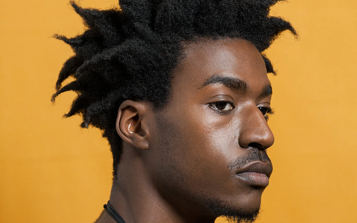 Guia Completo: Como Identificar e Cuidar do Seu Cabelo Crespo Tipo 4A