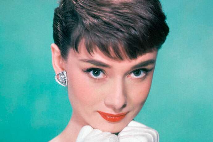 cabelo curto anos 60