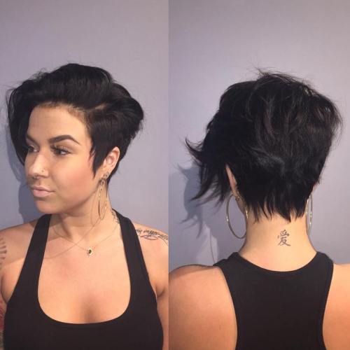 Benefícios do Cabelo Curto Assimétrico: Rejuvenescimento e Versatilidade