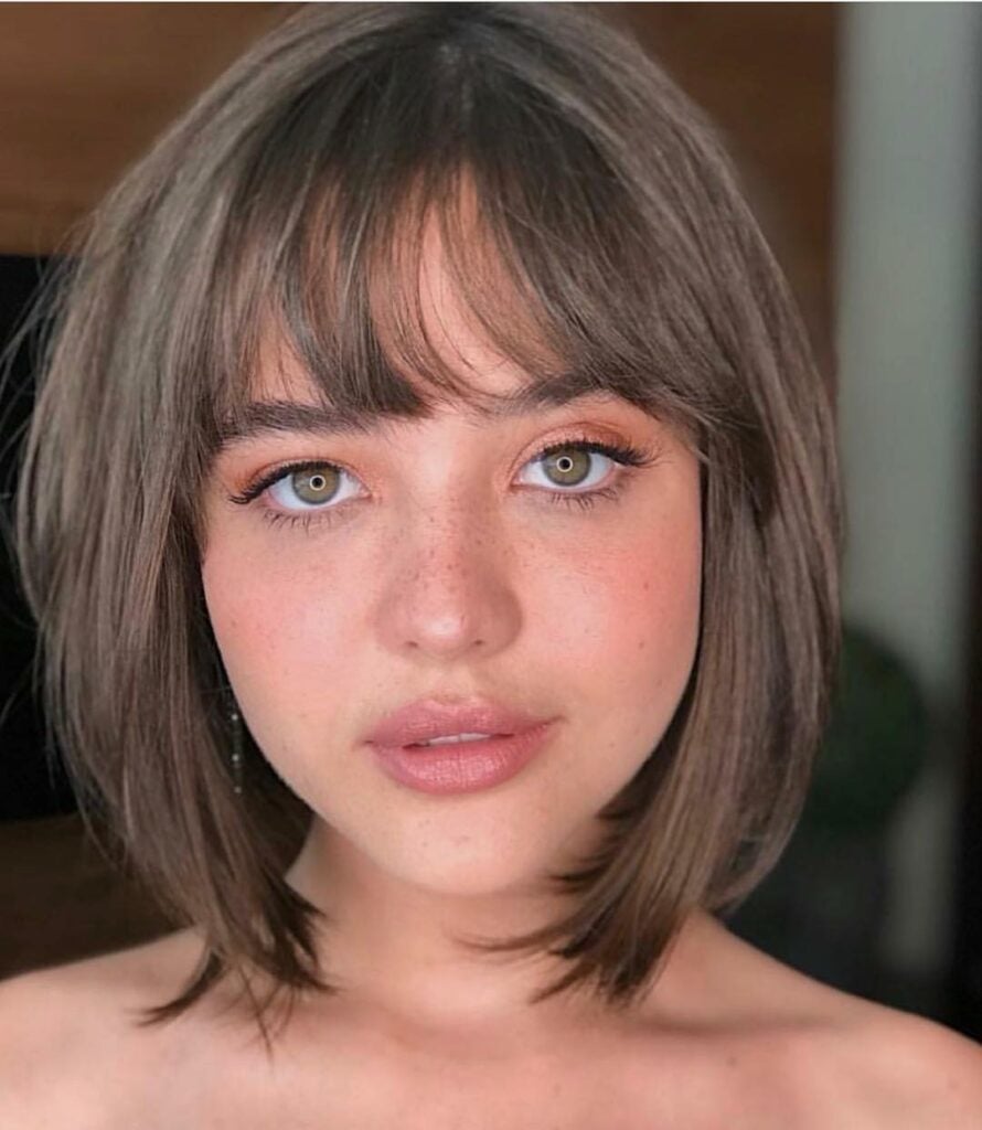 Guia Completo: Como Escolher a Franja Perfeita para Seu Cabelo Curto