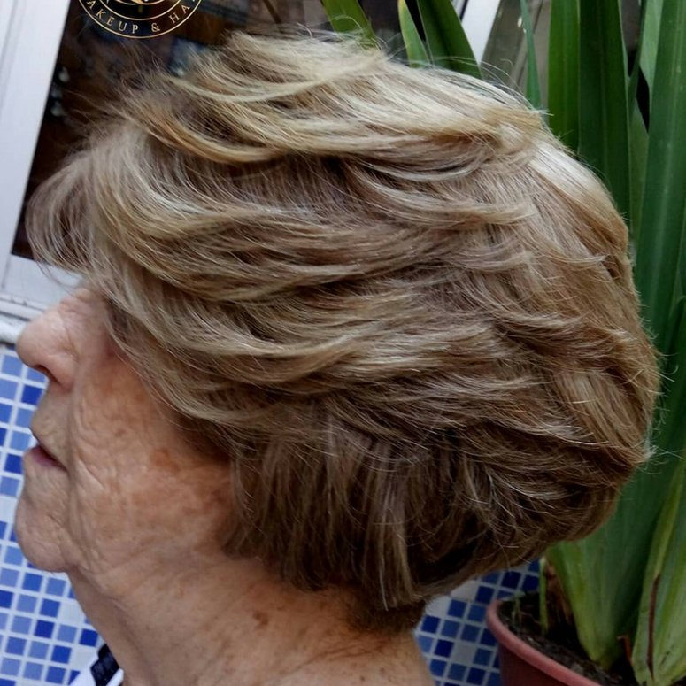 cabelo curto feminino 70 anos
