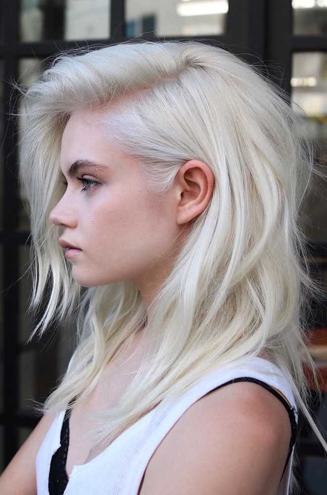 Cabelo Curto Platinado