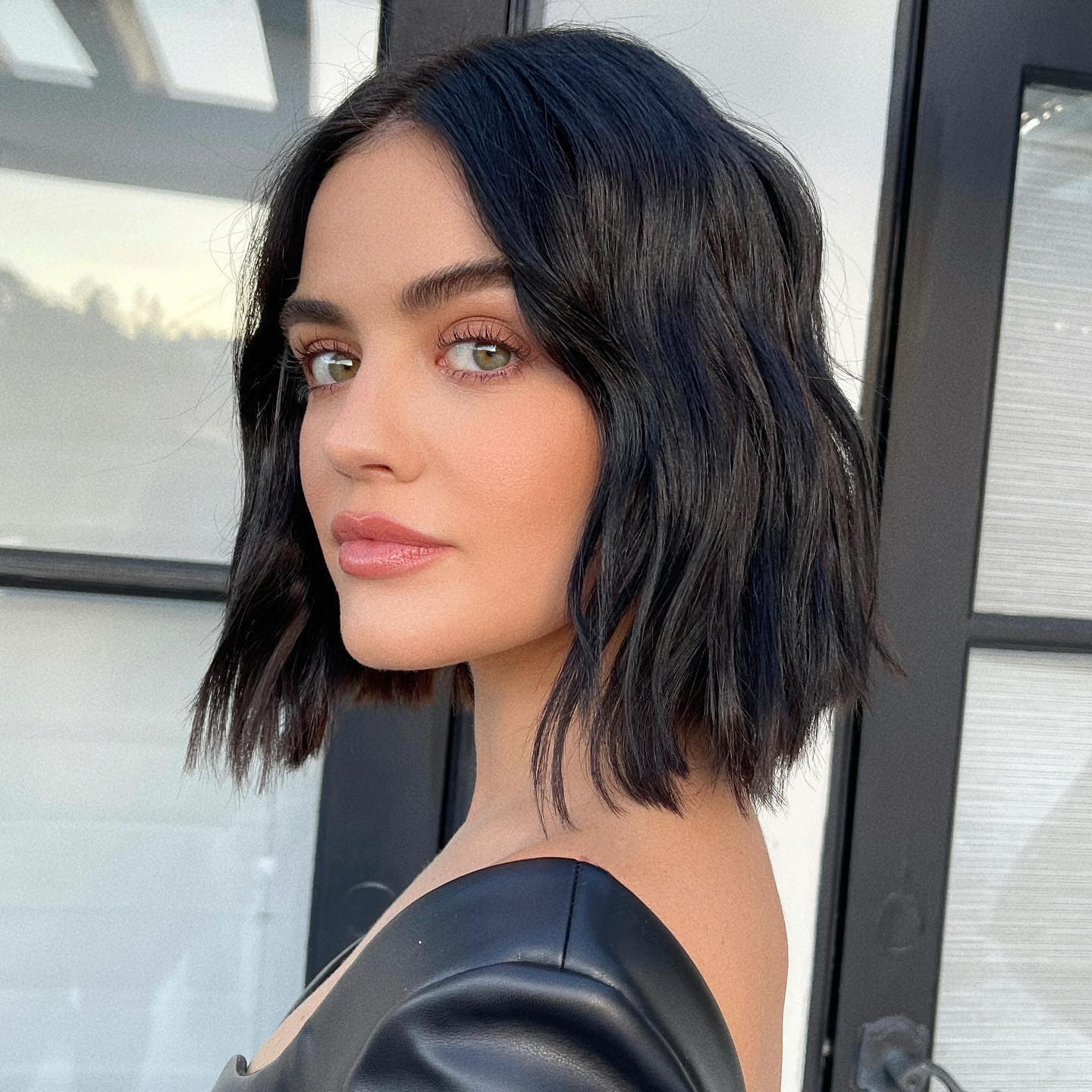 Corte Curto Reto com Franja: Qual Estilo Combina Mais com Você?