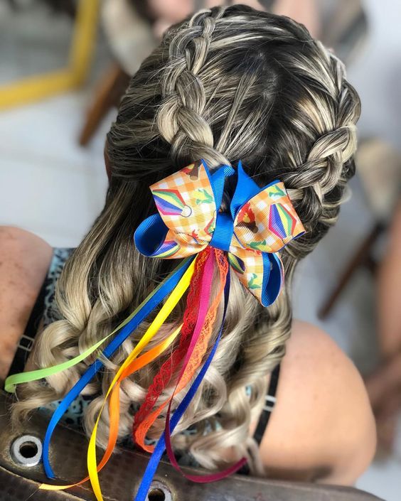 ideias de penteados juninos para todos os tipos de cabelo