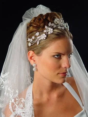 Véus de noiva: Qual o melhor comprimento para cabelo solto?