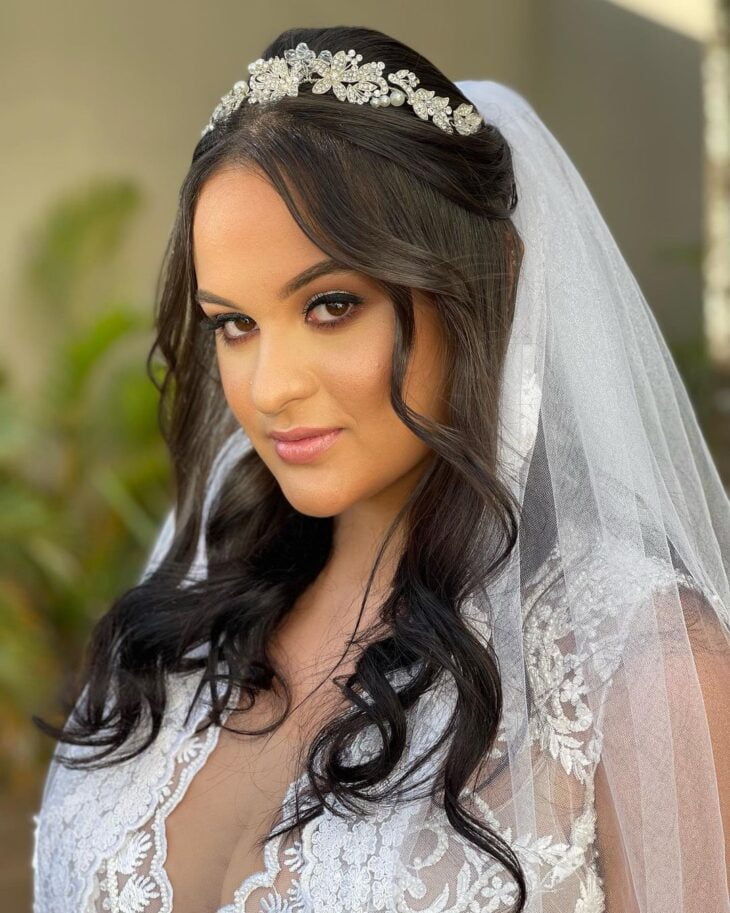 Véus de noiva: Qual o melhor comprimento para cabelo solto?