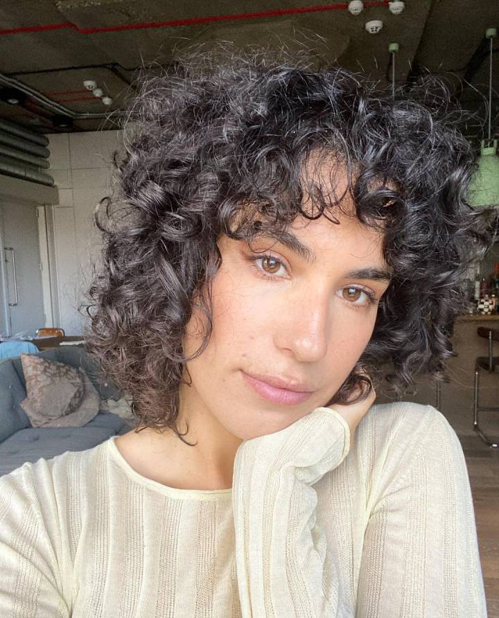 Pixie Cut Cacheado: O Guia Completo para um Visual Ousado