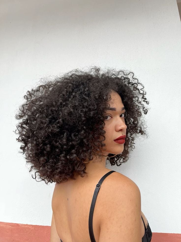 Produtos Essenciais para Cabelo 3C Curto: Diga Adeus ao Ressecamento e Frizz