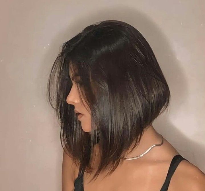 cabelo feminino curto atras
