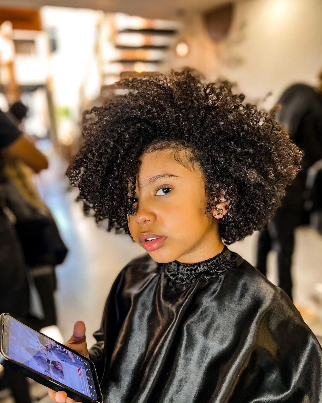 Desvendando a Textura do Cabelo do Bebê: Tudo o que Você Precisa Saber