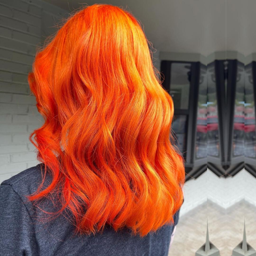 Cabelo Laranja e Coloração Pessoal: Descubra as Cartelas que Harmonizam