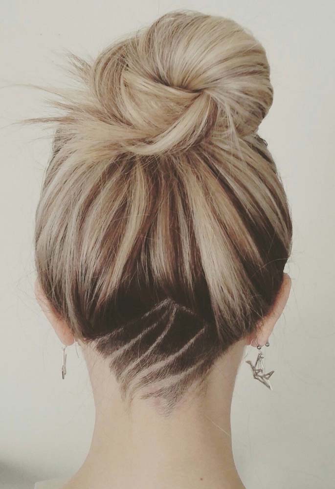 cabelo feminino na nuca