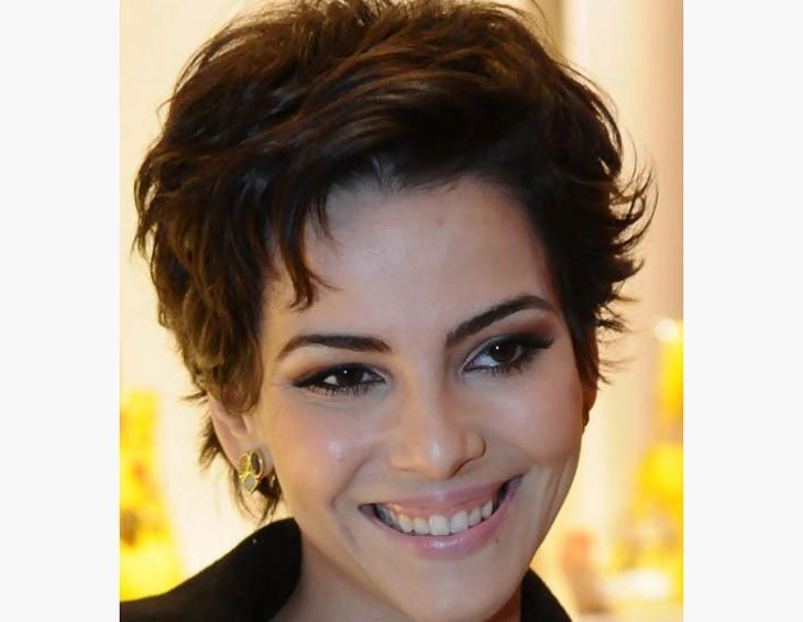 cabelo feminino ondulado corte