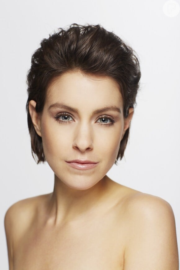 Cabelo Curto e Slicked Back: Inspirações e Dicas para um Visual Ousado