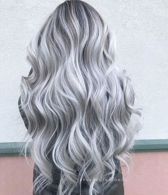 como evitar cabelo platinado amarelado