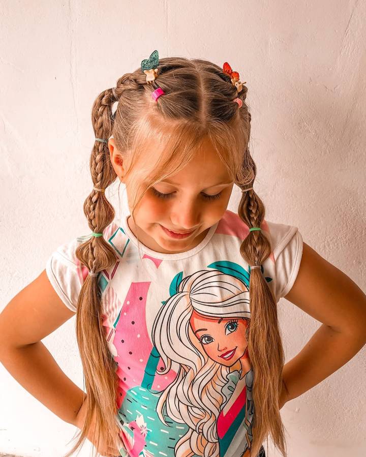 cabelo infantil feminino azul