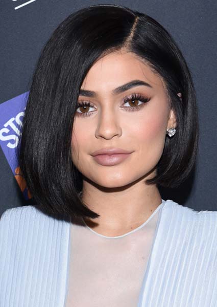 Corte Bob Curto: Inspire-se no Novo Visual de Kylie Jenner para 2026