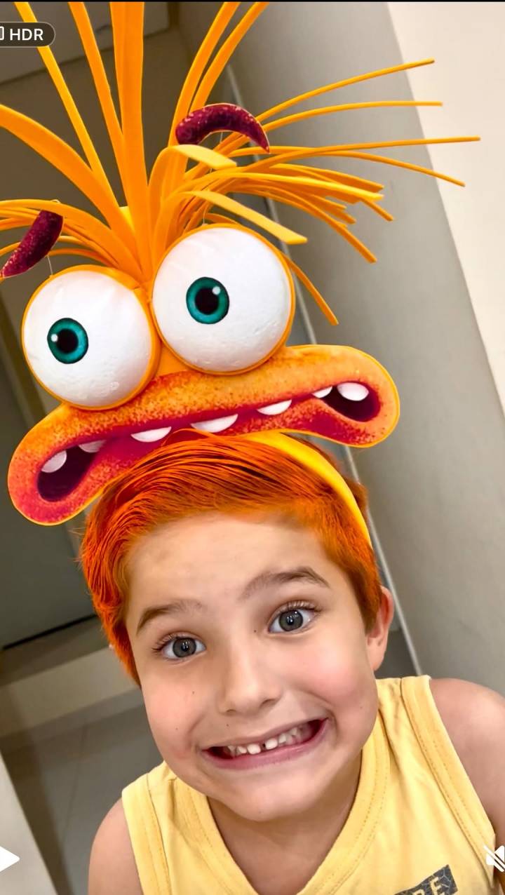 cabelo laranja homem