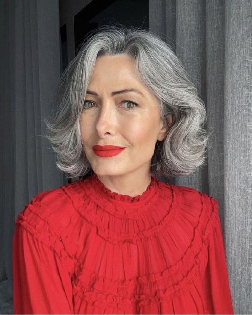 Loiro Platinado vs. Loiro Perolado: Qual o Melhor para Seu Tom de Pele?