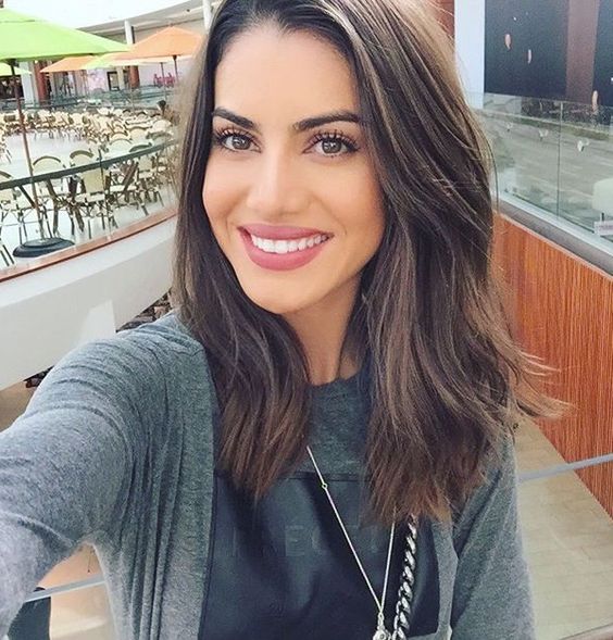 Long Bob liso vs. ondulado: qual escolher?